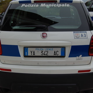 Sanremo, Polizia Municipale: la riflessione di una nostra lettrice sul ruolo dei Vigili Urbani. 'Bisognerebbe provare a fare un giorno il loro lavoro'