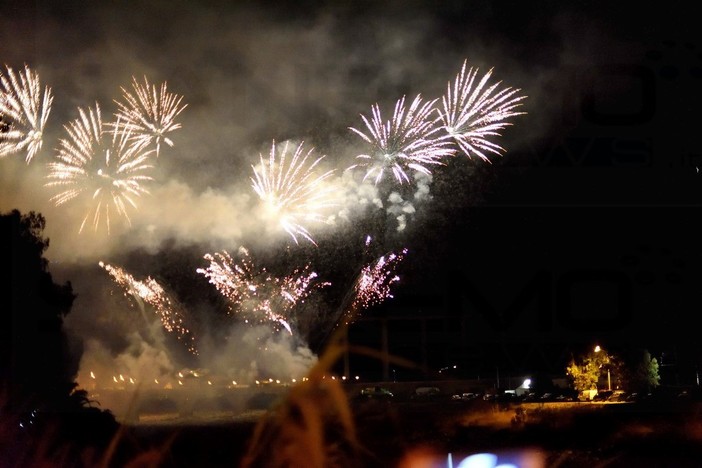 Taggia: emergenza incendi, salta lo show pirotecnico per "Sulle Orme di San Benedetto" Taggia: emergenza incendi, salta lo show pirotecnico per "Sulle Orme di San Benedetto"