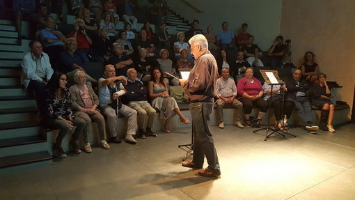San Lorenzo al Mare: ottimo successo di partecipazione sabato per lo spettacolo di Franco Bianchi