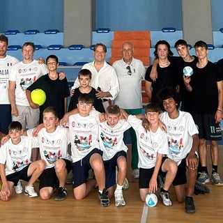 Il vicepresidente della federazione pallapugno Marco Scajola all'incontro europeo sugli sport tradizionali