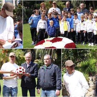 Sanremo: dal prato verde dello Juventus Stadium al parco di Villa Ormond, Stefano Sturaro è testimonial del Museo del Fiore (Foto e Video)