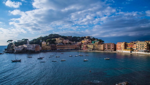 Sestri Levante: a 'Verdealmare' anche Mara Verbena che da tre anni realizza composizioni e bouquet per il Festival di Sanremo Sestri Levante: a 'Verdealmare' anche Mara Verbena che da tre anni realizza composizioni e bouquet per il Festival di Sanremo