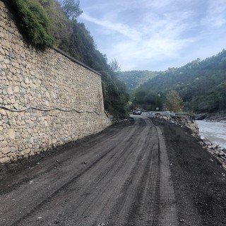 Apertura ancora a orario domani per la SS20 ad Airole: intanto da stasera due pullman per la Val Roya (Foto) Apertura ancora a orario domani per la SS20 ad Airole: intanto da stasera due pullman per la Val Roya (Foto)