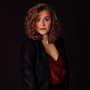 Selena Gaslini torna con “Medusa”: il nuovo singolo ispirato a Dante tra musical, elettronica e synth wave (Video)