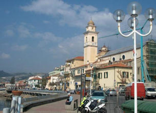 Santo Stefano al Mare: domani ultimo appuntamento con 'Piazza Teatro'