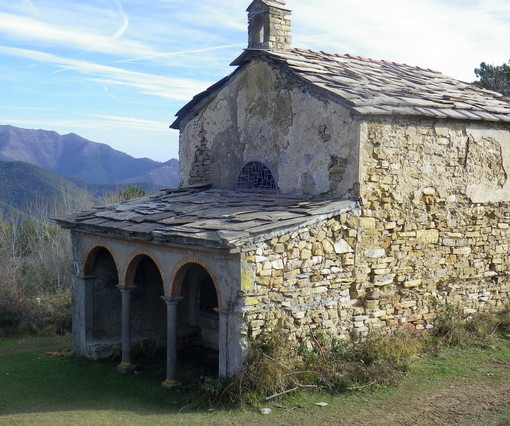 Sanremo: domenica prossima una escursione da Verezzo Sant'Antonio al Monte Colma Sanremo: domenica prossima una escursione da Verezzo Sant'Antonio al Monte Colma