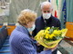 Imperia: 8 marzo, il sindaco Scajola dona la mimosa alla centenaria Nella “Non dimentichiamo le donne di ieri, sosteniamo quelle di oggi”
