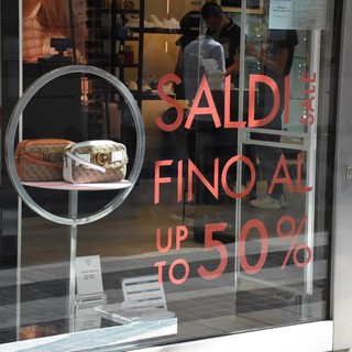 Saldi a Sanremo, Antonio Fontanelli: “Spostarli a marzo in Liguria sarebbe un grosso problema" Saldi a Sanremo, Antonio Fontanelli: “Spostarli a marzo in Liguria sarebbe un grosso problema"