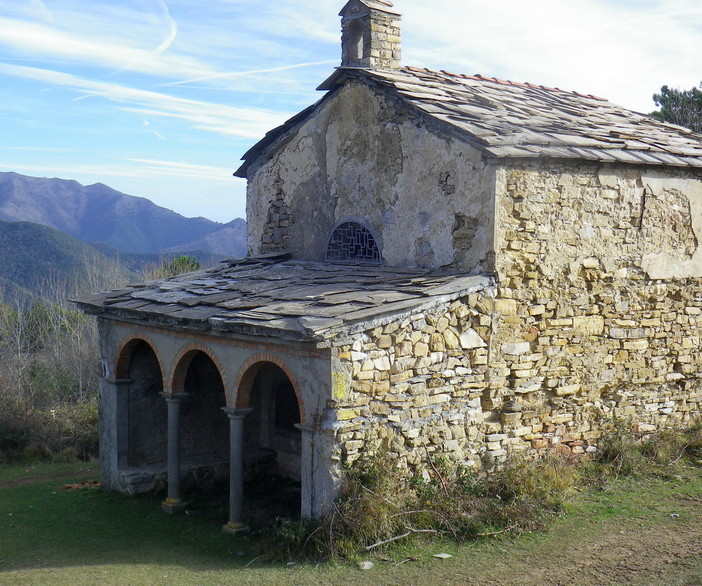 Sanremo: domenica prossima una escursione da Verezzo Sant'Antonio al Monte Colma Sanremo: domenica prossima una escursione da Verezzo Sant'Antonio al Monte Colma