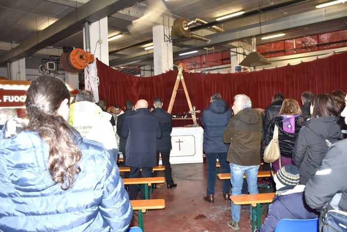 Sanremo: i Vigili del Fuoco hanno festeggiato Santa Barbara, la Messa e la consegna delle onorificienze