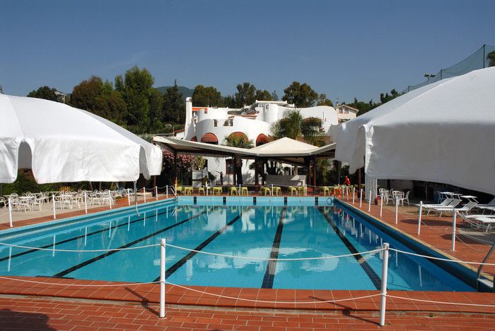 Vieni a trascorrere la tua Estate al Solaro Sporting Club: Oasi di sport e relax per tutti!