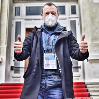 Amadeus risponde via Instagram a Franceschini: lo fa con le 'Faq' del Governo Amadeus risponde via Instagram a Franceschini: lo fa con le 'Faq' del Governo
