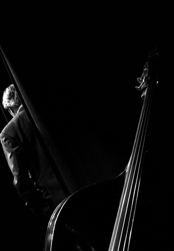 Bordighera: prosegue fino al 31 maggio al Bar Giglio la mostra di foto sulla Sinfonica