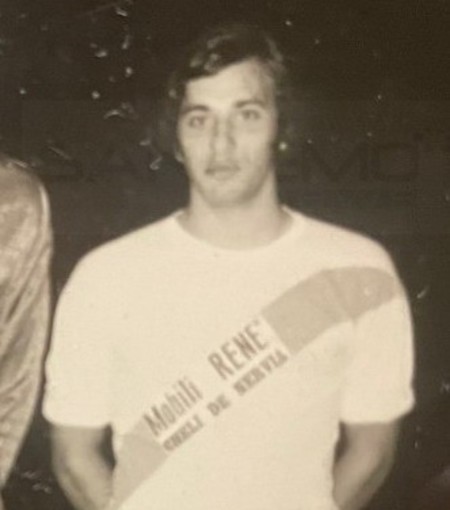 Un cuore grande che si ferma: Ventimiglia saluta Sergio Lapini, leggenda locale del calcio Un cuore grande che si ferma: Ventimiglia saluta Sergio Lapini, leggenda locale del calcio