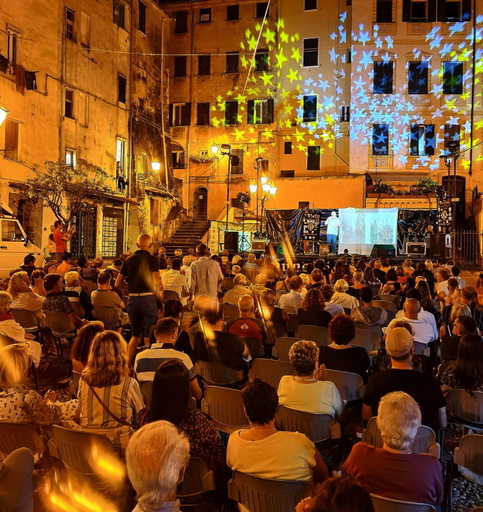 Con l'estate ritorna a gran voce 'Sanremo T'in Canta 23': l'inizio dei provini domani Con l'estate ritorna a gran voce 'Sanremo T'in Canta 23': l'inizio dei provini domani