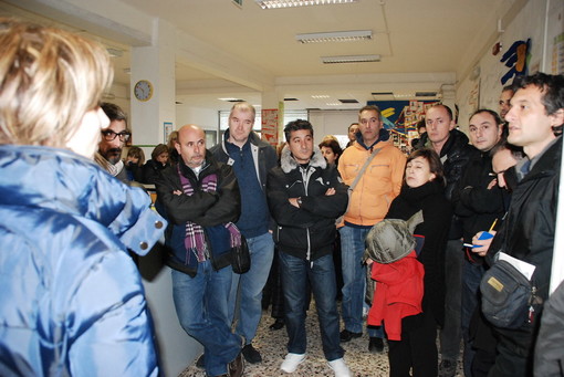 Sanremo: sbloccata la situazione alla 'Rubino', da domani si torna in classe Sanremo: sbloccata la situazione alla 'Rubino', da domani si torna in classe