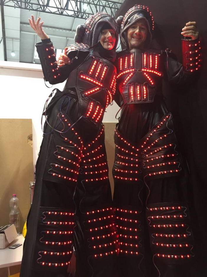 Spettacoli: il sanremese Salvatore Stella insieme a Marta Laveneziana alla fiera 'Agritecnica' di Hannover