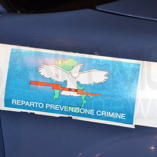 Imperia: lite tra due avventori di un bar termina a coltellate, indagini della Squadra Volante