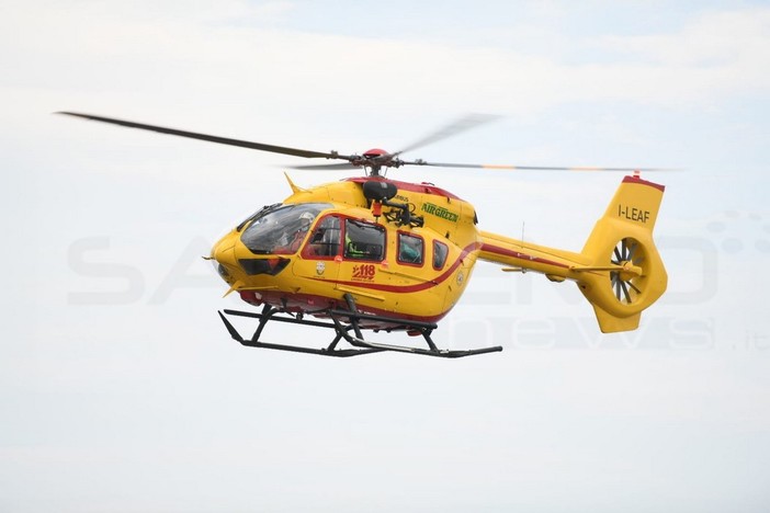 Montalto: 70enne cade mentre lavora in campagna e si rompe un braccio, portato in elicottero a Pietra Ligure