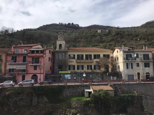 Isolabona, il Comune ringrazia gli Alpini della Val Nervia per gli interventi sul territorio Isolabona, il Comune ringrazia gli Alpini della Val Nervia per gli interventi sul territorio