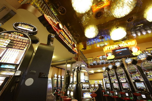 Casinò di Sanremo: slot fortunatissime, nonna sanremese vince 20mila euro Casinò di Sanremo: slot fortunatissime, nonna sanremese vince 20mila euro