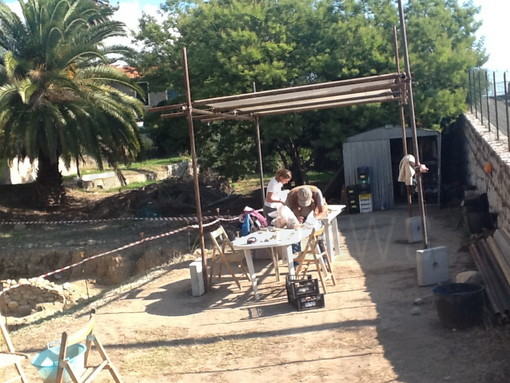 Ventimiglia: con l'Ufficio Scuola l'Amministrazione sostiene gli universitari che lavorano nell'area archeologica