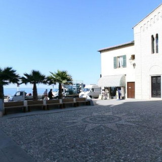 Santo Stefano al Mare: domani riprendono in piazza Scovazzi gli incontri con il teatro dialettale