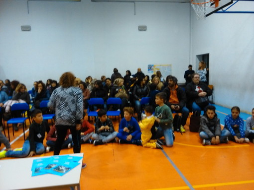 Sanremo: grande successo ieri per l'iniziativa 'Scuola aperta' organizzata alla Media 'Dante Alighieri'