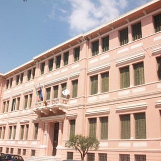 Ventimiglia: si rompe una tubazione, tre giorni di freddo alle scuole di via Veneto