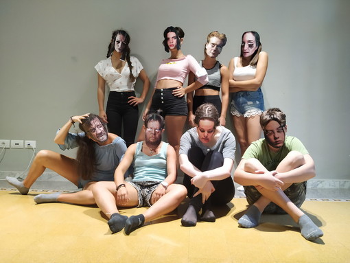 Imperia: i ‘Cattivi di Cuore’ per la giornata internazionale per l'eliminazione della violenza contro le donne Imperia: i ‘Cattivi di Cuore’ per la giornata internazionale per l'eliminazione della violenza contro le donne