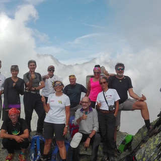 Crissolo: grande partecipazione al rifugio Pian della Regina per “I miei primi 40 4000...il sogno continua” dell'alpinista imperiese Stefano Sciandra Crissolo: grande partecipazione al rifugio Pian della Regina per “I miei primi 40 4000...il sogno continua” dell'alpinista imperiese Stefano Sciandra