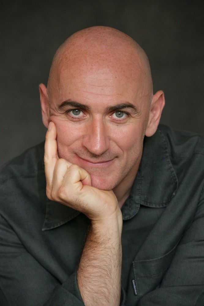 Imperia: venerdì a Borgo Marina, musica e comicità con il 'senatore' di Zelig, Sergio Sgrilli Imperia: venerdì a Borgo Marina, musica e comicità con il 'senatore' di Zelig, Sergio Sgrilli