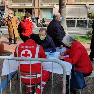 340 tamponi eseguiti oggi tra Ventimiglia e Bordighera: nella città di confine 4 positivi e nessuno in quella delle palme 340 tamponi eseguiti oggi tra Ventimiglia e Bordighera: nella città di confine 4 positivi e nessuno in quella delle palme