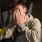 Il Prezzo del Futuro: l’Impatto della Precarietà Economica sulla Salute Mentale di Gen Z e Millennial Il Prezzo del Futuro: l’Impatto della Precarietà Economica sulla Salute Mentale di Gen Z e Millennial