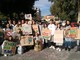 Da Ventimiglia a Bordighera a piedi: gli studenti dell'Aprosio per seguire la conferenza stampa del Fai (Foto)