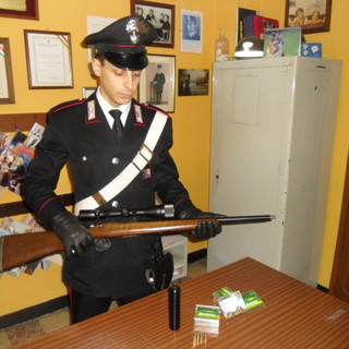 Olivetta San Michele: due francesi arrestati dai Carabinieri, avevano un fucile vietato in Italia