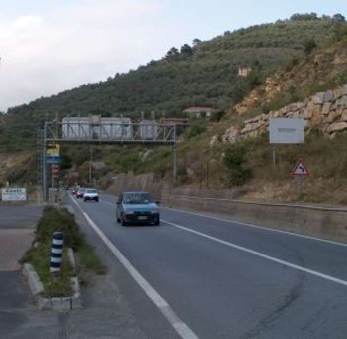 Imperia: presentato il progetto della variante sulla Statale 28 tra Pontedassio ed Imperia Imperia: presentato il progetto della variante sulla Statale 28 tra Pontedassio ed Imperia