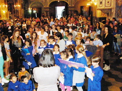 La comunità parrocchiale di Badalucco festeggia i Santi Angeli Custodi