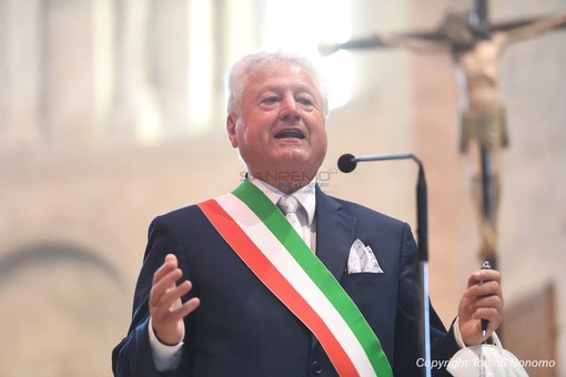 Ventimiglia, lettera del Sindaco Scullino ai lettori del magazine 'Monaco Affari': esalta l'unione fra il Principato e la Città di confine Ventimiglia, lettera del Sindaco Scullino ai lettori del magazine 'Monaco Affari': esalta l'unione fra il Principato e la Città di confine