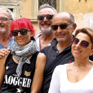 Gli attori del Teatro dell'Albero in scena questa sera a San Lorenzo al Mare