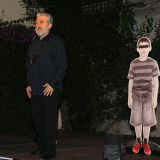 'Dentro gli spari': spettacolo di e con Giorgio Scaramuzzino al Teatro Comunale di Ventimiglia 'Dentro gli spari': spettacolo di e con Giorgio Scaramuzzino al Teatro Comunale di Ventimiglia