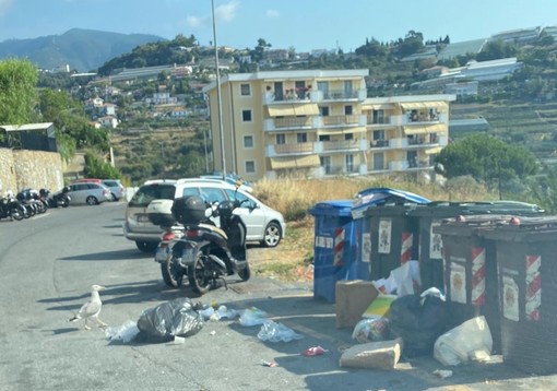Le immagini da strada San Lorenzo
