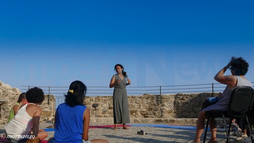 Cervo: una lezione di Shiatsu al calar del sole nello splendido scenario del 'Bastione di Mezzodì' (Foto)