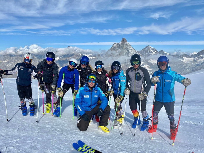 Sport invernali: lo Sci Club Alpi Marittime parte sabato per Dubai: in programma quattro gare allo 'Ski Dome'