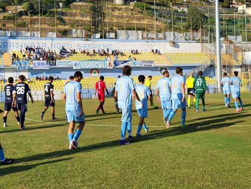 Sanremese-Bra, al Comunale una sfida per ripartire: matuziani senza M’Vila e Djorkaeff (LIVE) Sanremese-Bra, al Comunale una sfida per ripartire: matuziani senza M’Vila e Djorkaeff (LIVE)