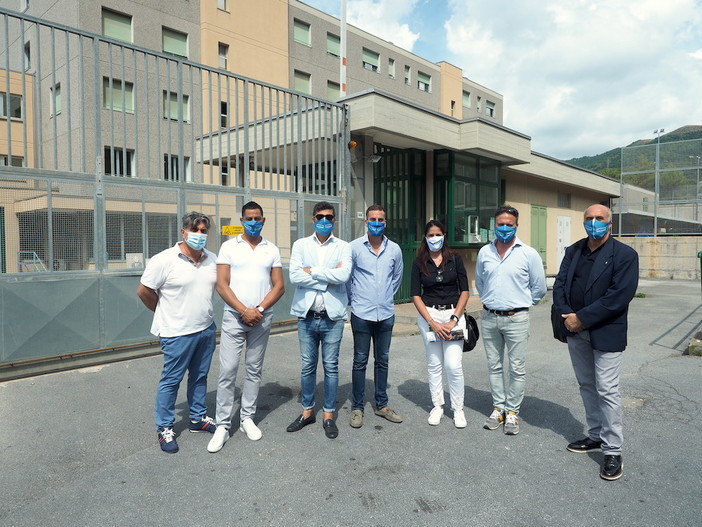 Sappe e Lega sopralluogo al Carcere di Sanremo: Lorenzo "Fermi a 10 anni fa" e Piana "La politica può risolvere problemi strutturali" Sappe e Lega sopralluogo al Carcere di Sanremo: Lorenzo "Fermi a 10 anni fa" e Piana "La politica può risolvere problemi strutturali"