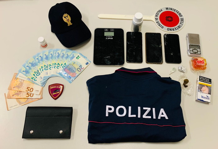 Imperia: primo sequestro di 'Wax' la nuova frontiera della droga, la Polizia denuncia due giovanissimi Imperia: primo sequestro di 'Wax' la nuova frontiera della droga, la Polizia denuncia due giovanissimi