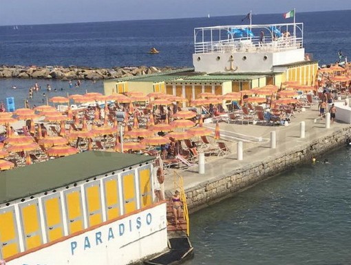 Sanremo: sistemato a tempo di record il passaggio 'pericoloso' tra la spiaggia Militare ed i Paradiso (Foto)