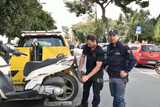 Sanremo: scooter rubato in Francia trovato nella zona della Madonna della Costa dalla Polizia