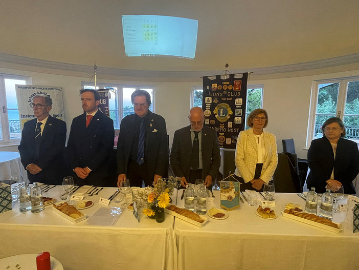 Sanremo: serata dedicata alla consegna di diversi 'services' per il Lions Club Host (Foto)